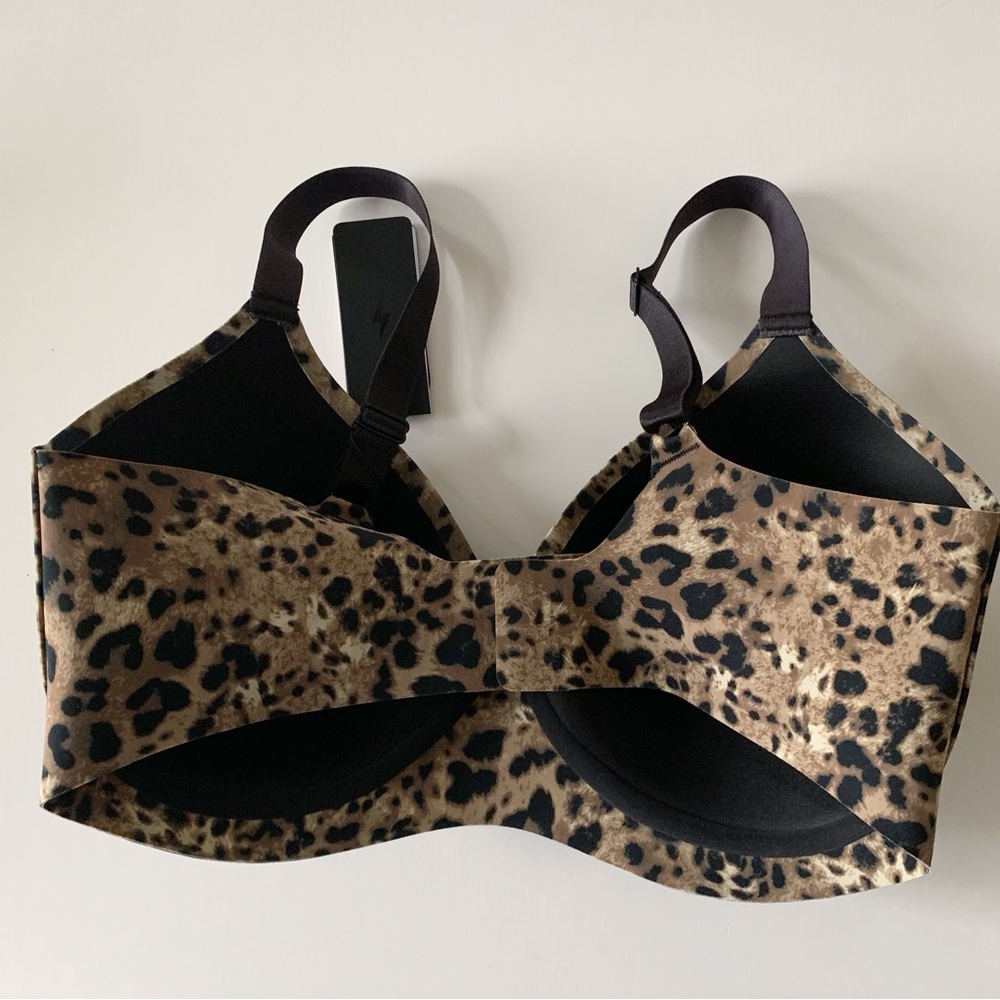 EBY 3D Precision Leopard Print Bra size Small DD - Picture 4 of 6